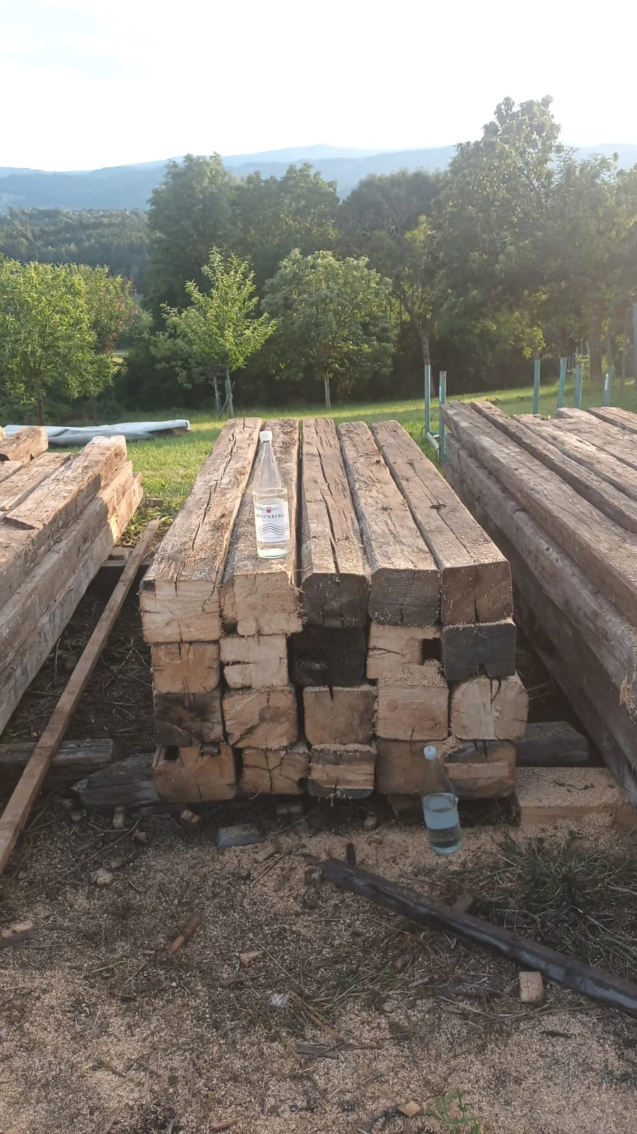 Material vechi pe stoc